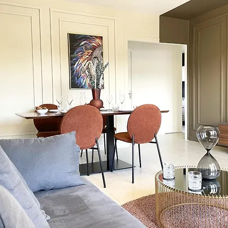 L'elegance - Vue Degagee - Balcon - Parking 아파트