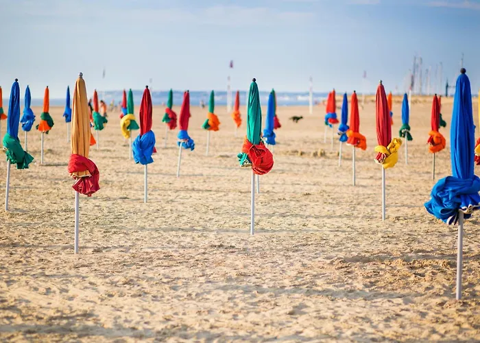 L'elegance - Vue Degagee - Balcon - Parking ドーヴィル