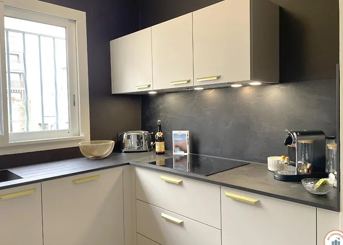 L'elegance - Vue Degagee - Balcon - Parking